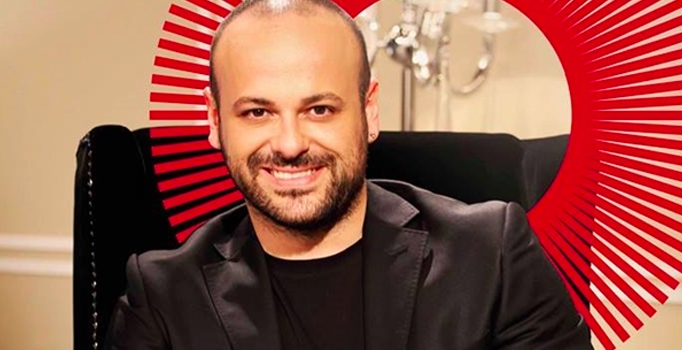 Hülya Avşar'ın konuğu Aret Vartanyan kimdir?