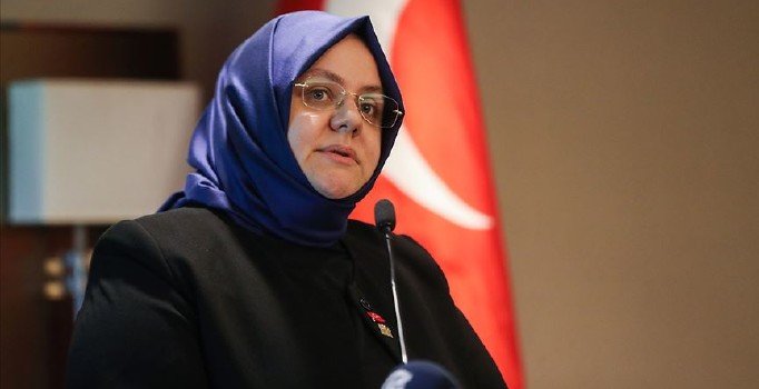 Bakan Selçuk ile Memur-Sen Genel Başkanı Yalçın yeni zam teklifi için bir araya geldi