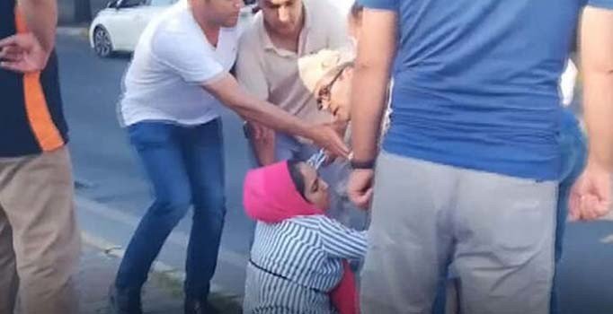 Kızına araba çarpan anne sinir krizi geçirdi