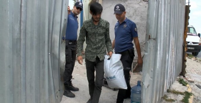 Avcılar'da kaçak göçmen operasyonu