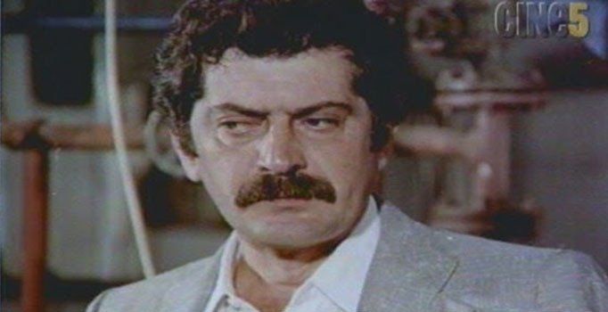 Usta oyuncu Haldun Ergüvenç hayatını kaybetti