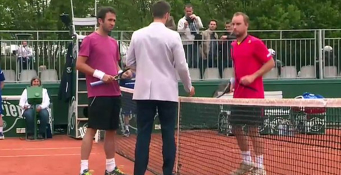 Marsel İlhan Fransa Açık'ta ilk turda elendi