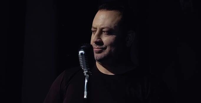 Mehmet Er 'Bırakın gitsin' ile geri döndü