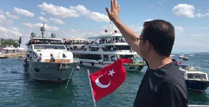 İmamoğlu: Seneye İstanbul'a bir deniz festivali organize ediyoruz