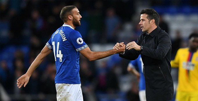 Cenk Tosun Everton'dan gönderiliyor mu? Kurtulmak istiyorlar