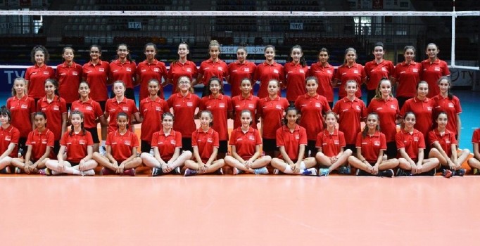 Voleybol Milli Takımlar Altyapı kampına Antalya’dan 8 isim