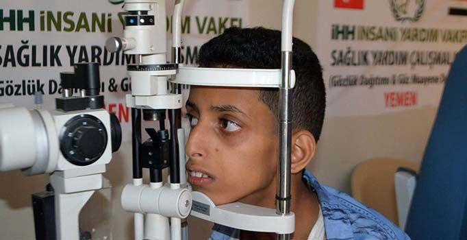 İHH, Yemen'de 11 sağlık merkezi inşa etti