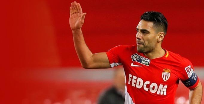 Monaco'da Falcao sakatlandı ve kadrodan çıkartıldı