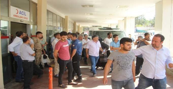 Ölen babasının cesedini morgdan çıkarıp acile getirdi