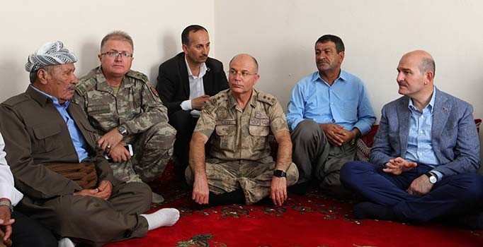 Soylu'dan sınırda öldürülen Vedat Ekinci'nin ailesine ziyaret