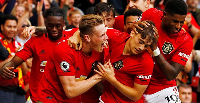 Manchester United'dan lige 'farklı' başlangıç