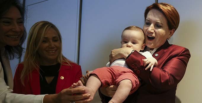 Meral Akşener'den bayram mesajı: Allah birlik ve beraberlik nasip etsin