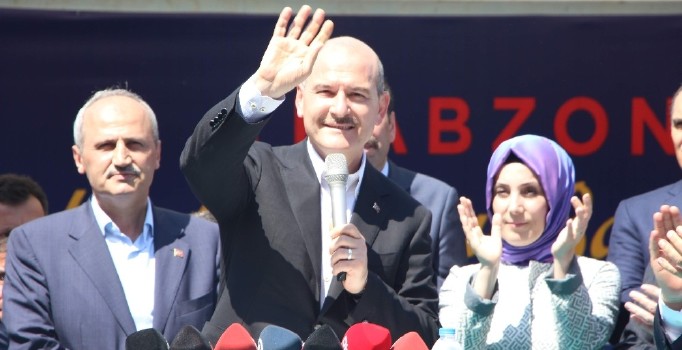 Bakanlar Soylu ve Turhan, Trabzon’da bayramlaşma törenine katıldı