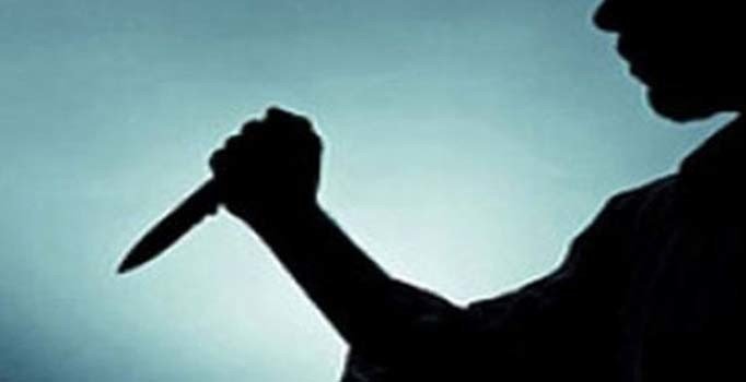 Kavga eden eski eşleri ayırırken canından oluyordu