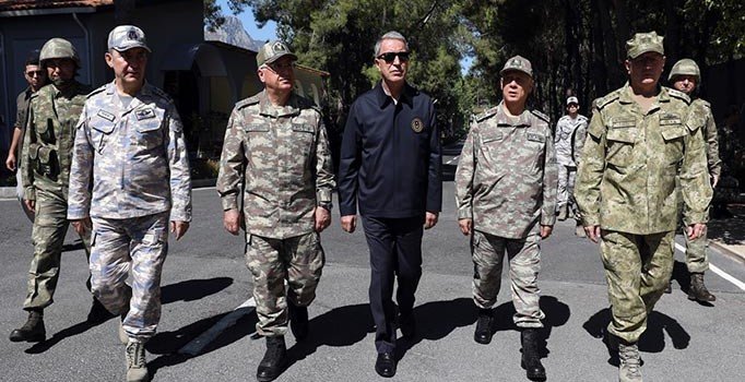 KKTC Enerji Bakanı: O fotoğraf çök önemli mesaj içeriyordu