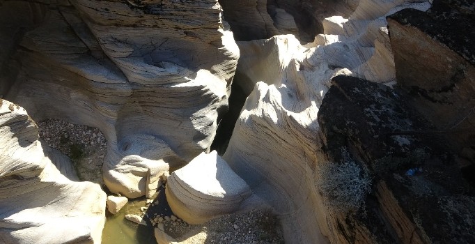 Doğa turizminin cazibe merkezi Taşyaran Vadisi’nde bayram sakinliği