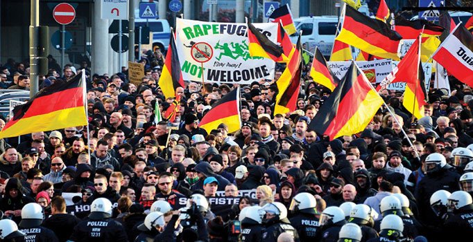 Almanya'da aşırı sağcılar 6 ayda 8 bin 605 suç işledi