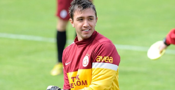 Galatasaray Muslera için teklif bekliyor