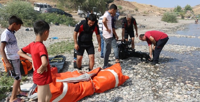 Baraj kapakları açıldı piknik yapan 70 kişi mahsur kaldı