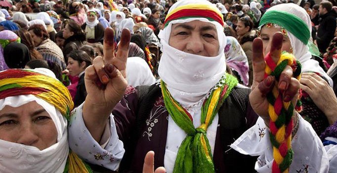 Kürt sorununda siyasete dönüş bir beka gereğidir