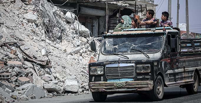 İHH'dan İdlib çağrısı: Yerinden edilenler için yetersiz kalıyoruz