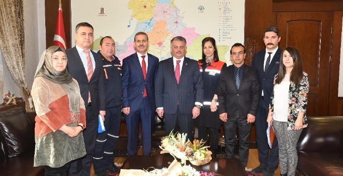 AFAD ekibi Balıkesir Valisi Ersin Yazıcı’yı ziyaret etti