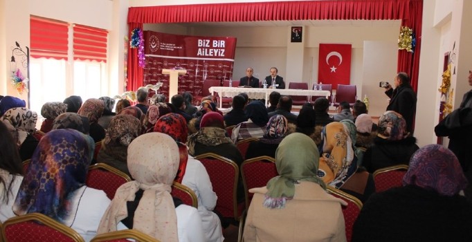 Vali Epcim Engelsiz Yaşam Merkezi’ni ziyaret etti