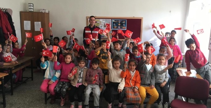 Öğrencilere trafik bilinci aşılanıyor