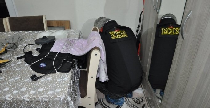 Adana'da uyuşturucu operasyonu: 3 şüpheliden biri tutuklandı