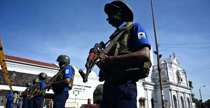 Sri Lanka'da Müslümanları taşıyan otobüse taşlı ve silahlı saldırı