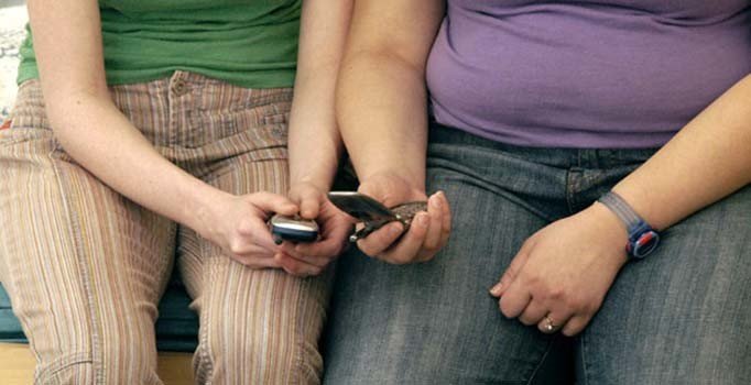 Akıllı telefon kullanımı obezite riskini artıyor