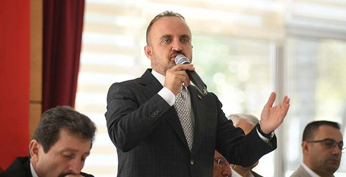 AK Partili Turan: Kayyım atanacak tabii ki, geç bile kaldık