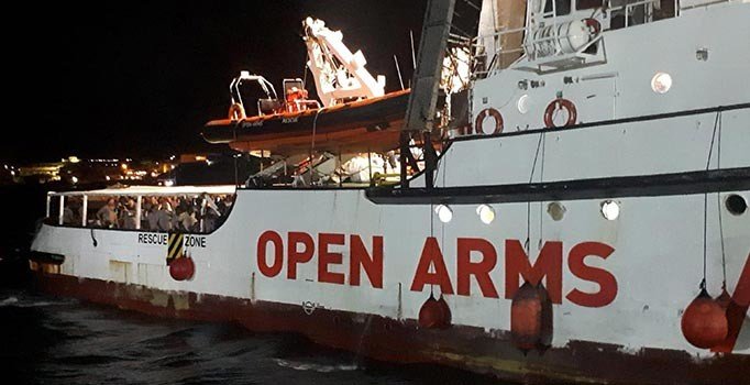 İtalya, yardım gemisi Open Arms'a el koydu