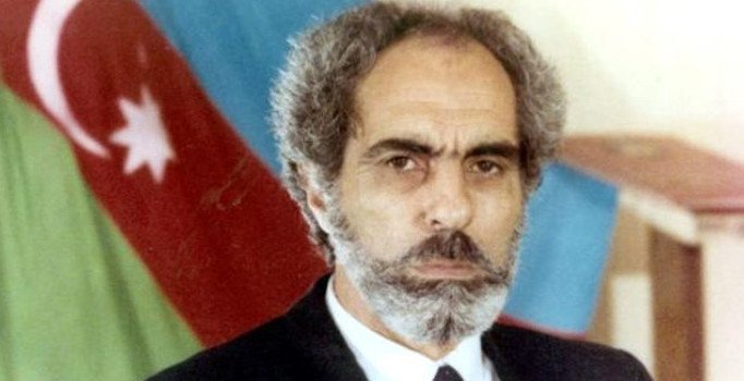 Ebulfez Elçibey kimdir aslen nerelidir ve tarihteki önemi nedir? Ölümünün ardından 19 yıl geçti