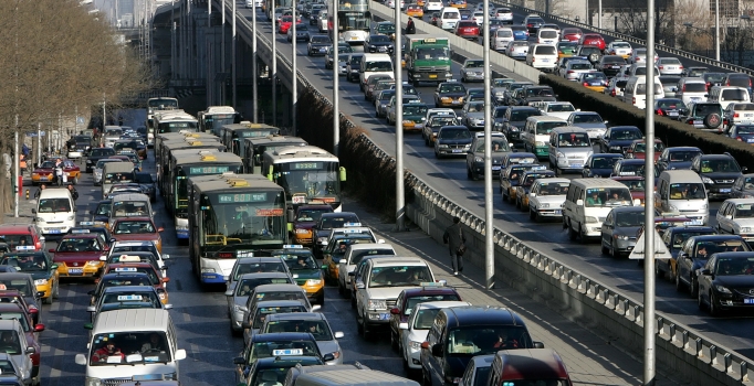 Bugün İstanbul'da trafiğe kapanacak yollar