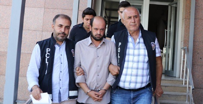 MEB: Doğum yapan eşini bıçaklayan kişi öğretmen değil