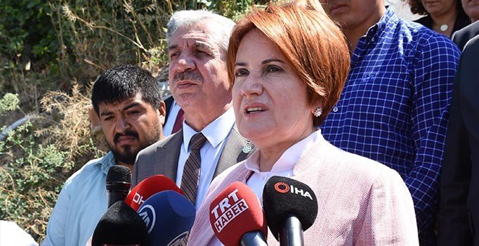 Akşener'den Emine Bulut'un ailesine taziye ziyareti