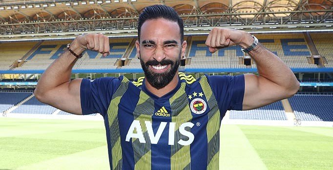 Adil Rami resmen Fenebahçe'de