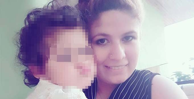 Boşanmak isteyen eşe peş peşe bıçak darbesi