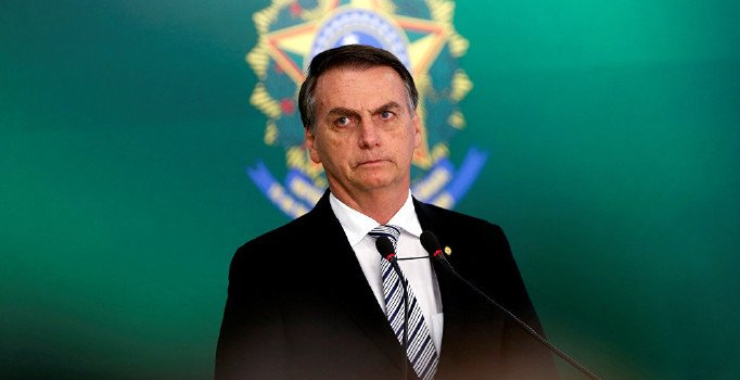 Bolsonaro, Amazonlar'daki yangınlar için yapılan yardımı reddetti