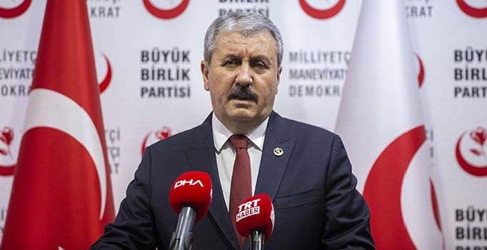 BBP lideri Destici: HDP'li tüm belediyelere kayyum atansın