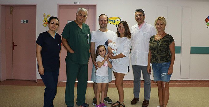 Leo bebek 20 gün sonra yatağına kavuştu