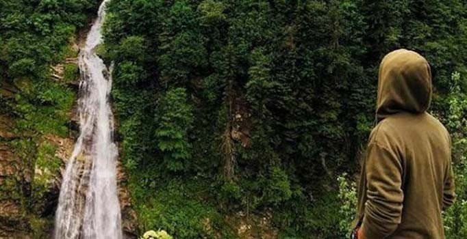 Filmden etkilenip 2 yılda 81 il, 500 ilçeyi otostopla gezdi