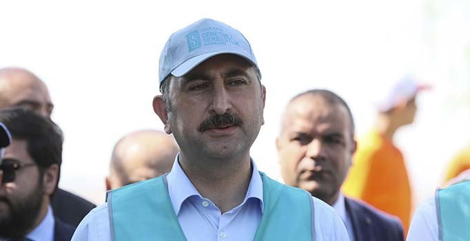 Bakan Gül'den yargı reformu mesajı