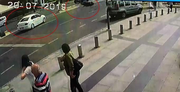 Yasak yerden dönüş yapan araç motosikletliye çarptı