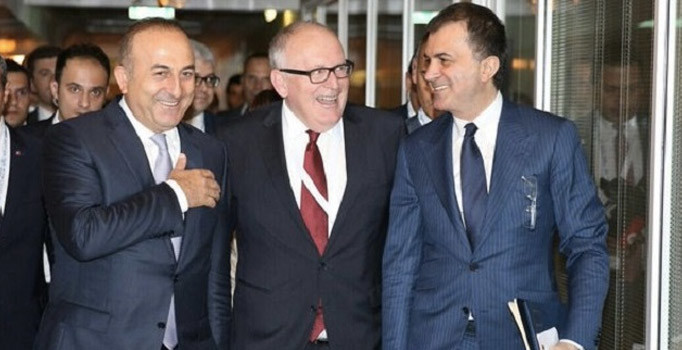 Tımmermans: Vize muafiyetinden önümüzdeki hafta AB'den heyet gelecek