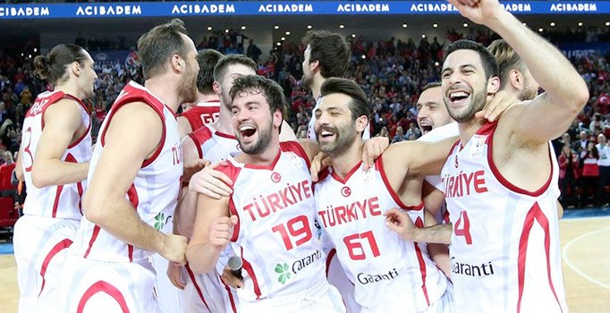 12 Dev Adam, dünya sıralamasında yükseldi