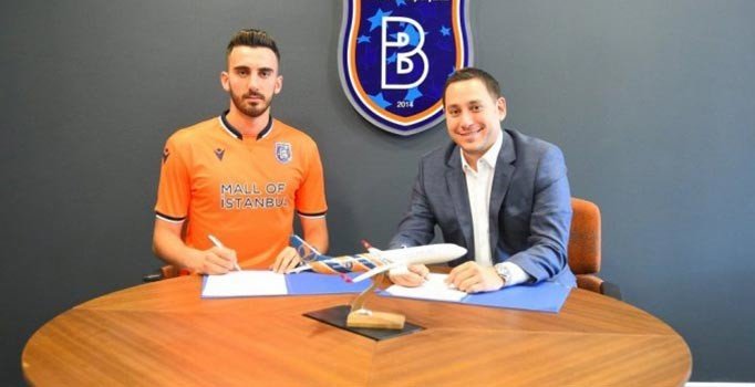 Başakşehir'den imza şov