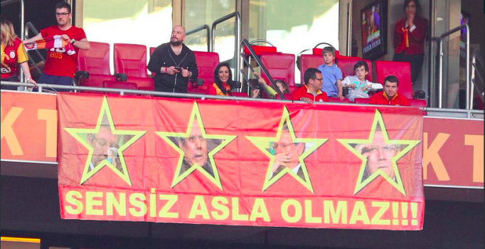 Aziz Yıldırım’a pankartlı gönderme