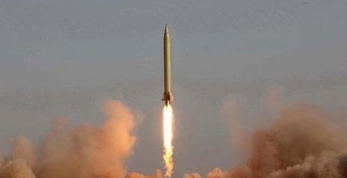 Husilerden Suudi Arabistan'a füze saldırısı